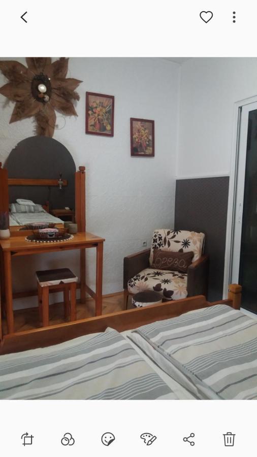 Apartman Breza Ruma Eksteriør billede